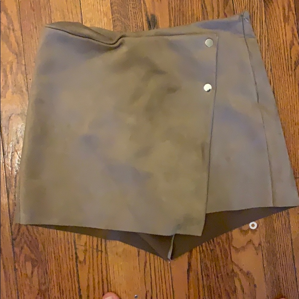 Zara suede skort